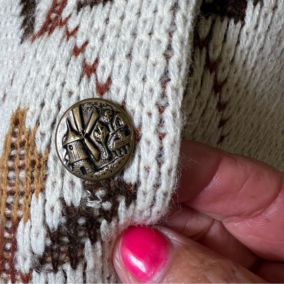 Vintage JC Penney Dutch Motif Knit Cape SZ M "60's - Picture 9 of 12